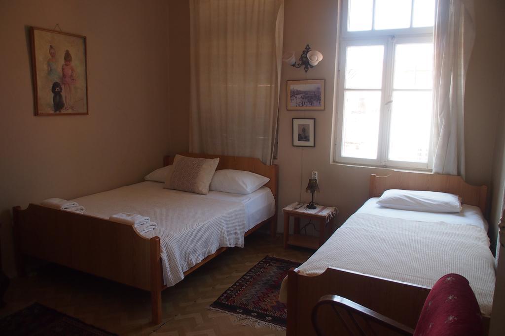 Istanbul Pension Ayvalı Zimmer foto