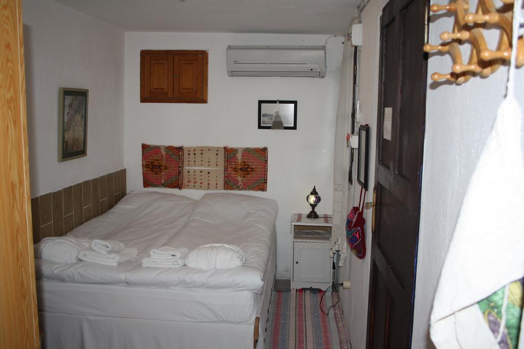Istanbul Pension Ayvalı Zimmer foto